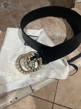 Gucci Black Leather Belt with Gold Double G Pearl Buckle